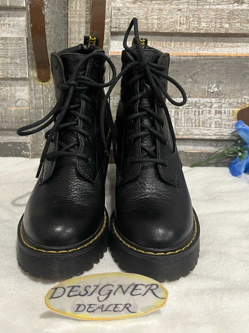 Dr. Martens Persephone Black Leather Lace Up Booties Size 5 EUC! - Picture 5 of 12